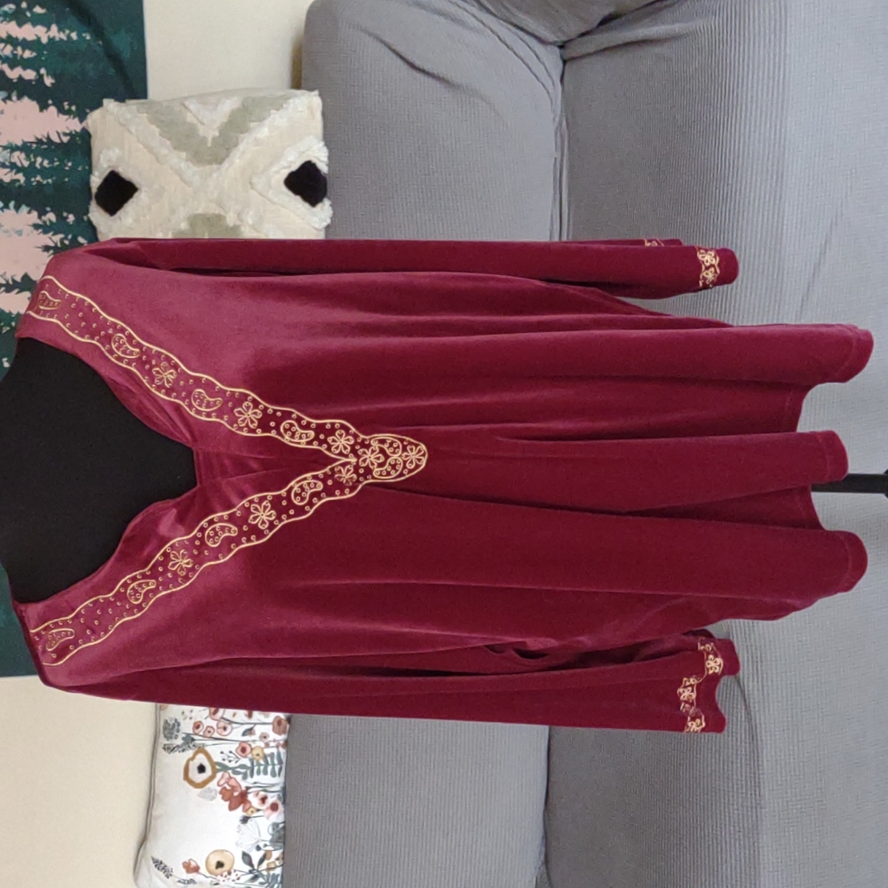 Burgundy Velvet Long Sleeved Tunic with Gold Trim Embroidery 3XL Vintage